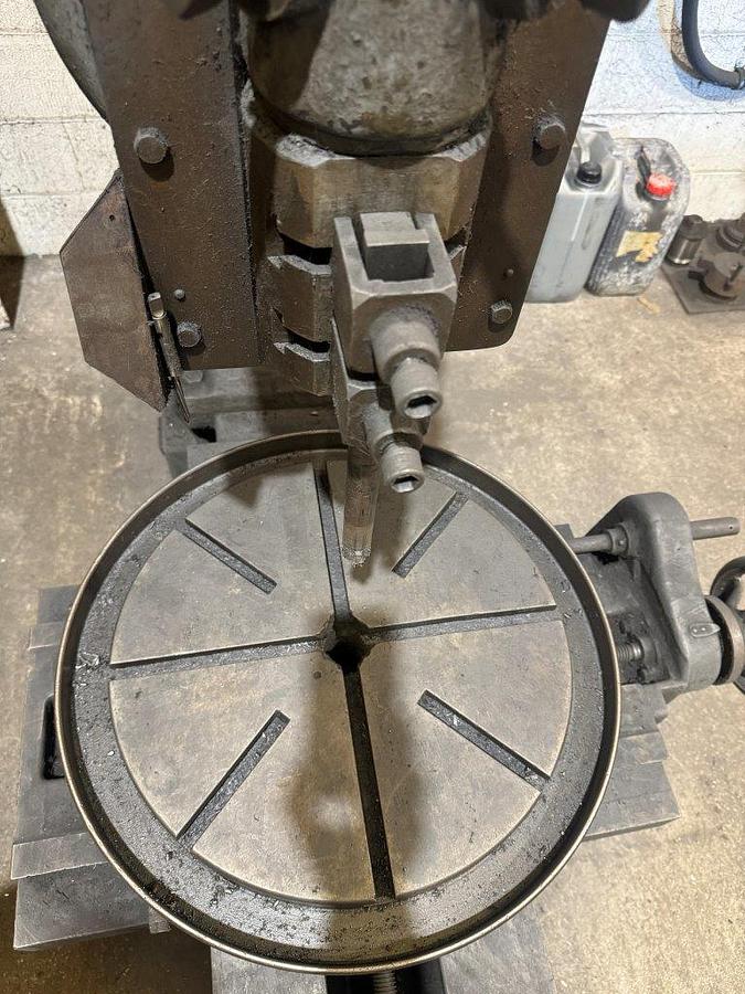 Used FJ Edwards 8″ Slotter