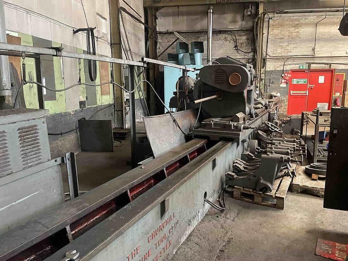 Used Churchill Cylindrical Grinder 800mm x 5000mm
