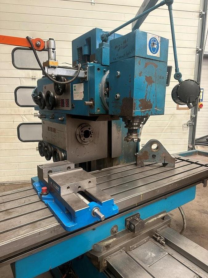 Used FIL Aurora Model FU 120 Double Spindle Bed Milling Machine