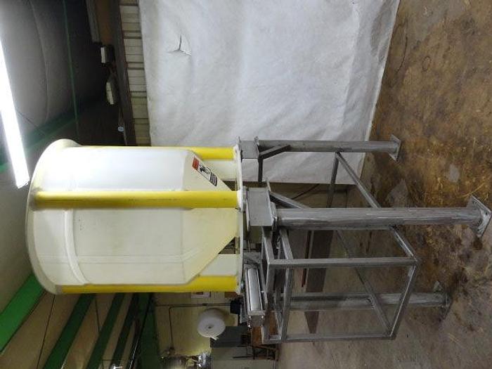 Used MTD Inc. Plastic Ingredient Tote; 250G