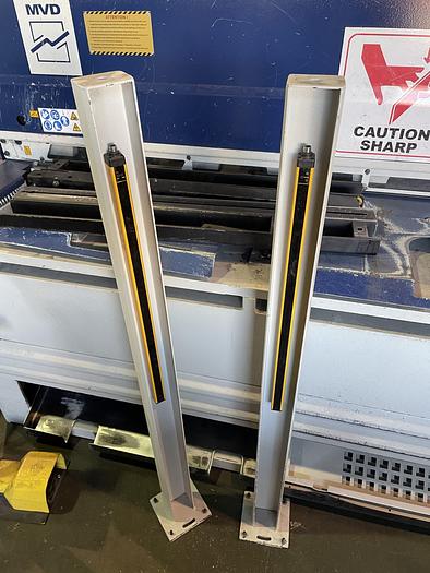 Used “USED” MVD A 02 3060 Mechanical Guillotine Shear