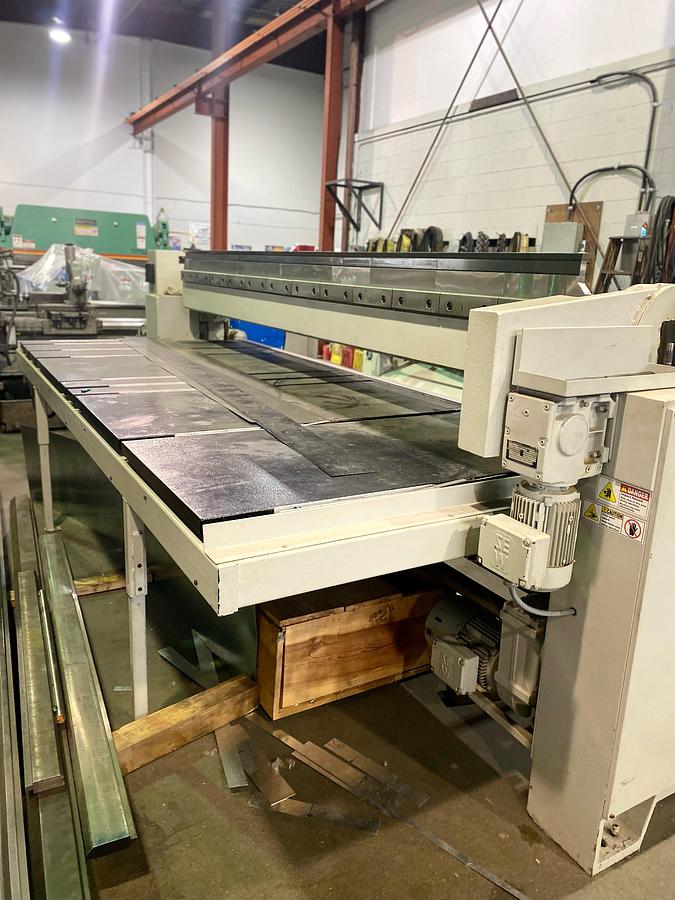 Used ONLY “USED” ROPER WHITNEY MODEL AB1014K FOLDING MACHINE
