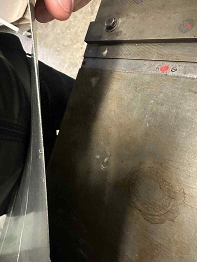 Used 14 Gauge x 10′ Roper Whitney 10M14 Shear, 2006