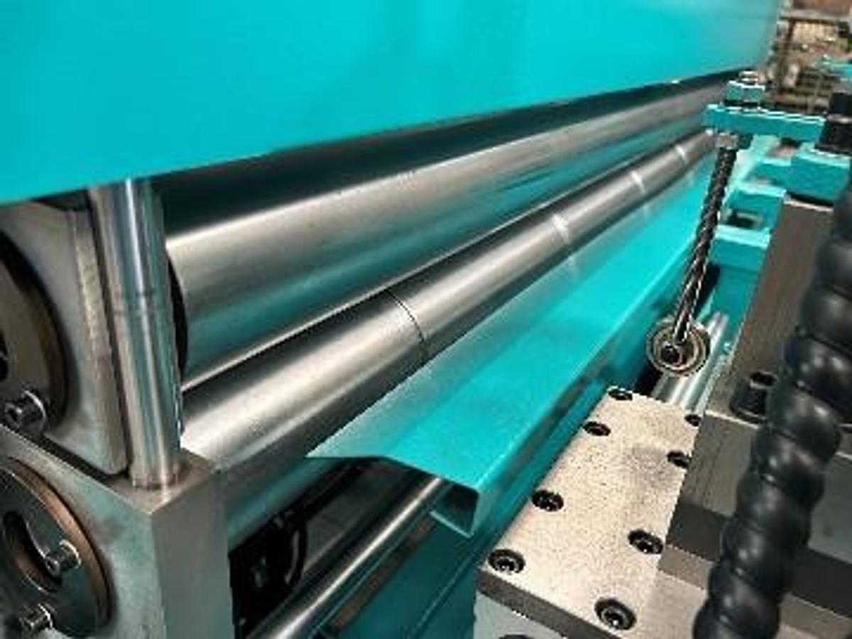 NEW BRAVO MODEL 6018 RECTANGULAR DUCT LINE