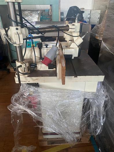 Used 2005 Jet JWS 34 Spindle Moulder with JPF-2 Feeder