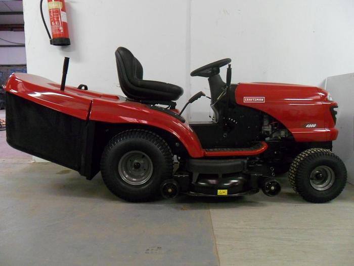 Used Tractor Lawn mower