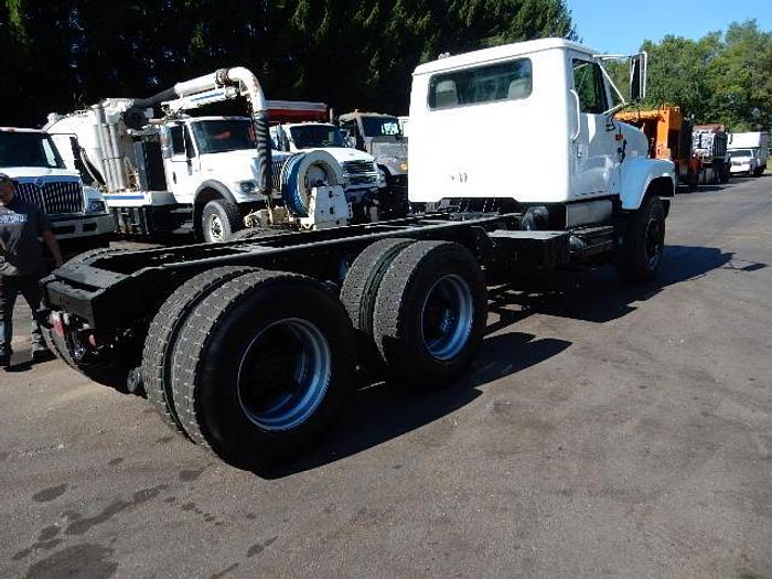 Used 1999 International 2574