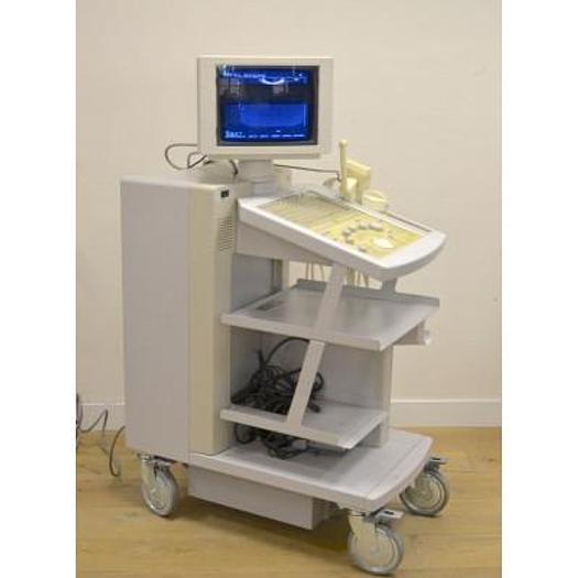 D'occasion ECHOGRAPHE HITACHI KATANA 5 COULEUR DOPPLER AVEC 3 SONDES