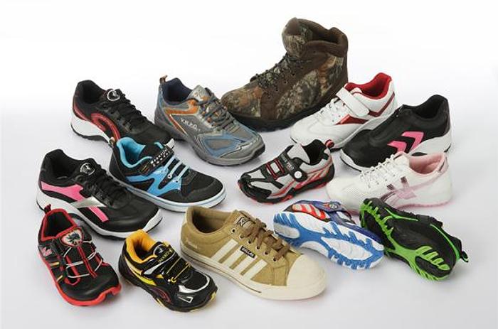 Two Colour Rotary Type Automatic Soles Jointing & Ejecting Machine NSK-294B-2C