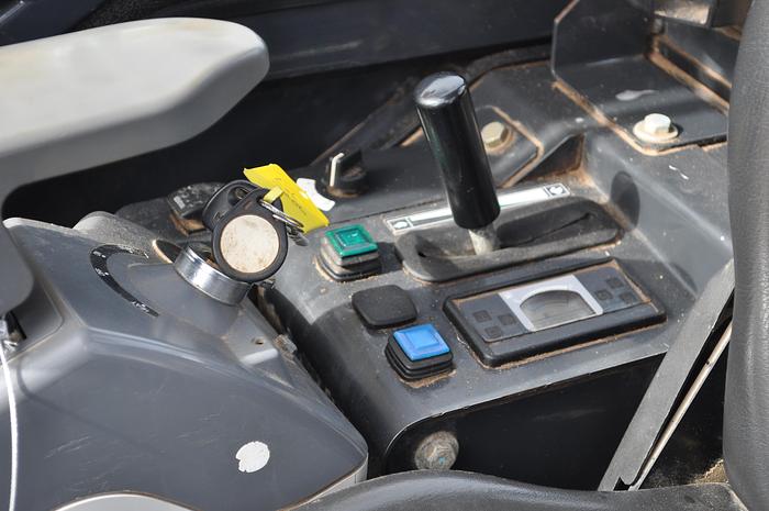 Used 2016 HITACHI ZAXIS 26U