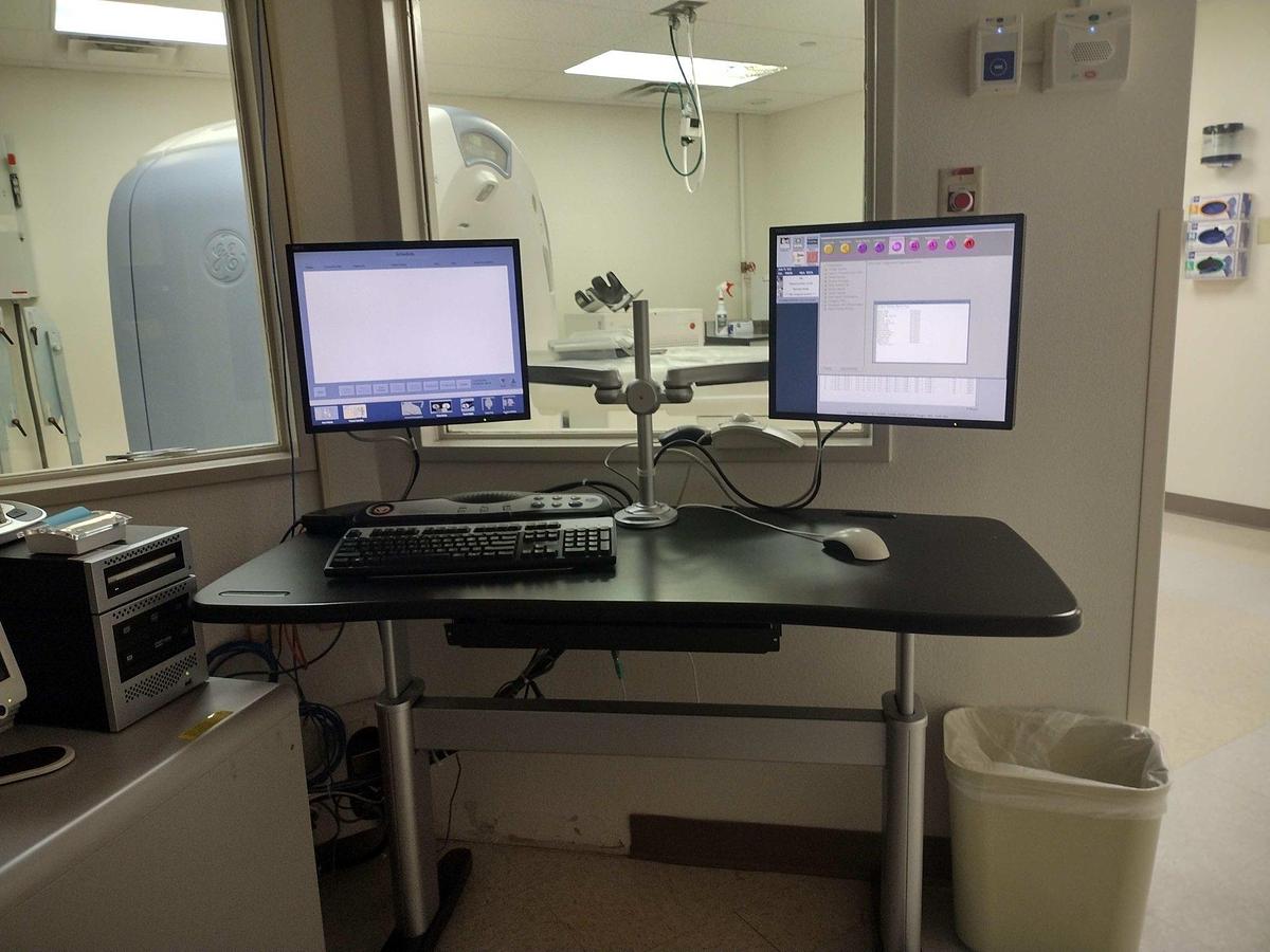 Refurbished Tomógrafo GE (General Electric) BrightSpeed 16