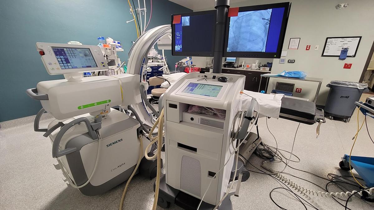 Usado Arco en C SIEMENS Cios Alpha