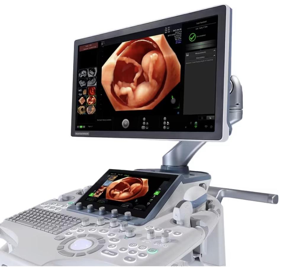 Usado Ultrasonido General Electric (GE) Voluson S8 Touch BT18