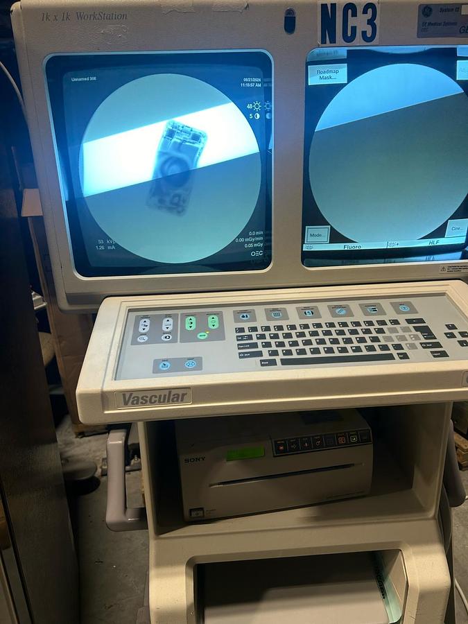 Reformado 2024 General Electric (GE) OEC 9800 Plus