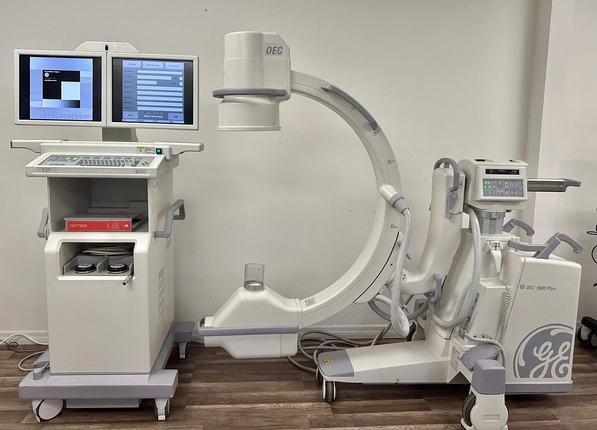 Reformado 2024 General Electric (GE) OEC 9800 Plus