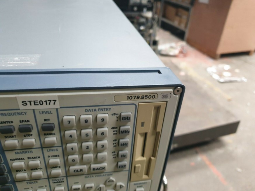 Used Rohde & Schwarz FSEM30 1079.8500.35 FSE-B22 1106.3480.02 SPECTRUM ANALYZER (R4S3