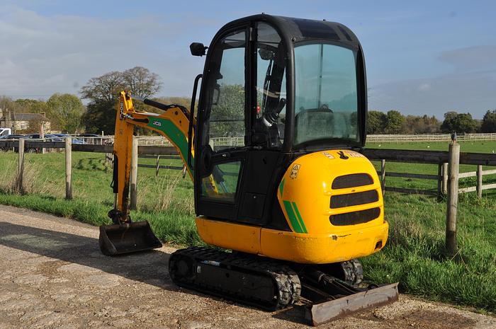 Used 2014 JCB 8018CTS