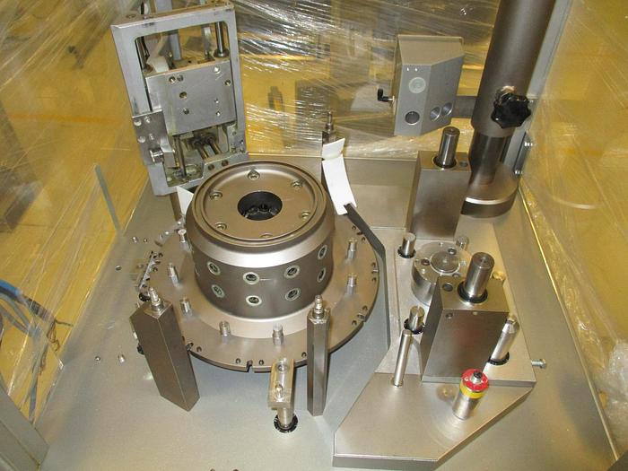 Used 1995 BOSCH GKF 700 S