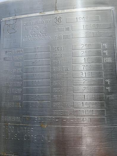 Used 740 GALLON (2800 LITER) T & C AGITATED REACTOR - 316L S/S - JACKETED