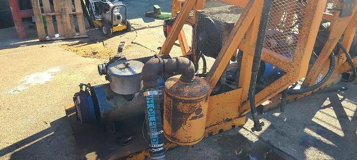 Used USED HEADACHE RACK MOUNTED FRUITLAND VACUUM PUMP MOD# 500RUFH WITH HYDRAULIC MOTOR AND HYDRAULIC COOLER/FILTER