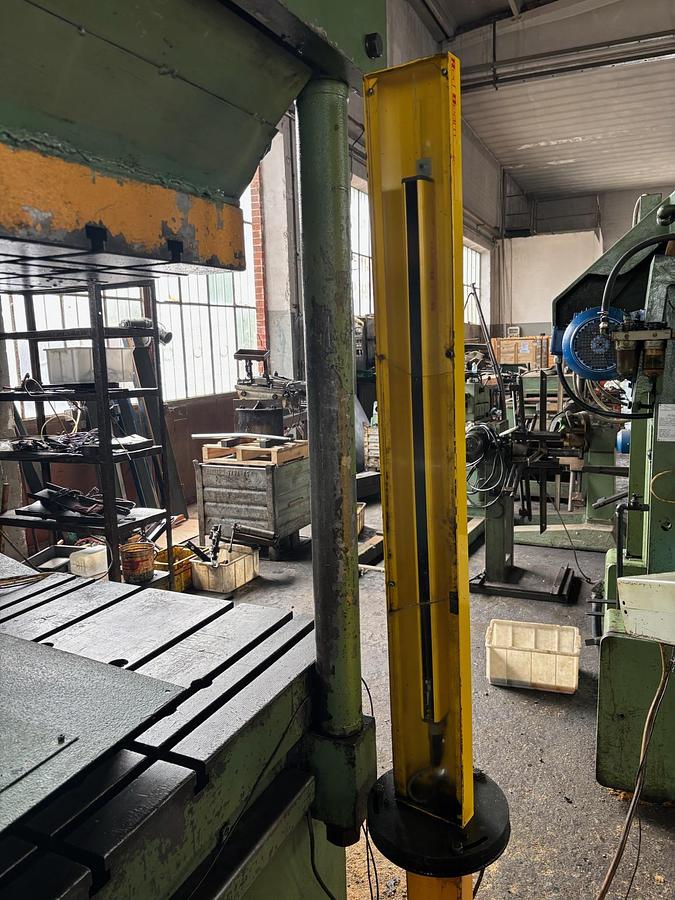 Usato OMEC 250 ton