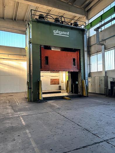 Used GIGANT 1500 Ton