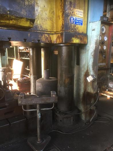 Usato Muller 2500 ton