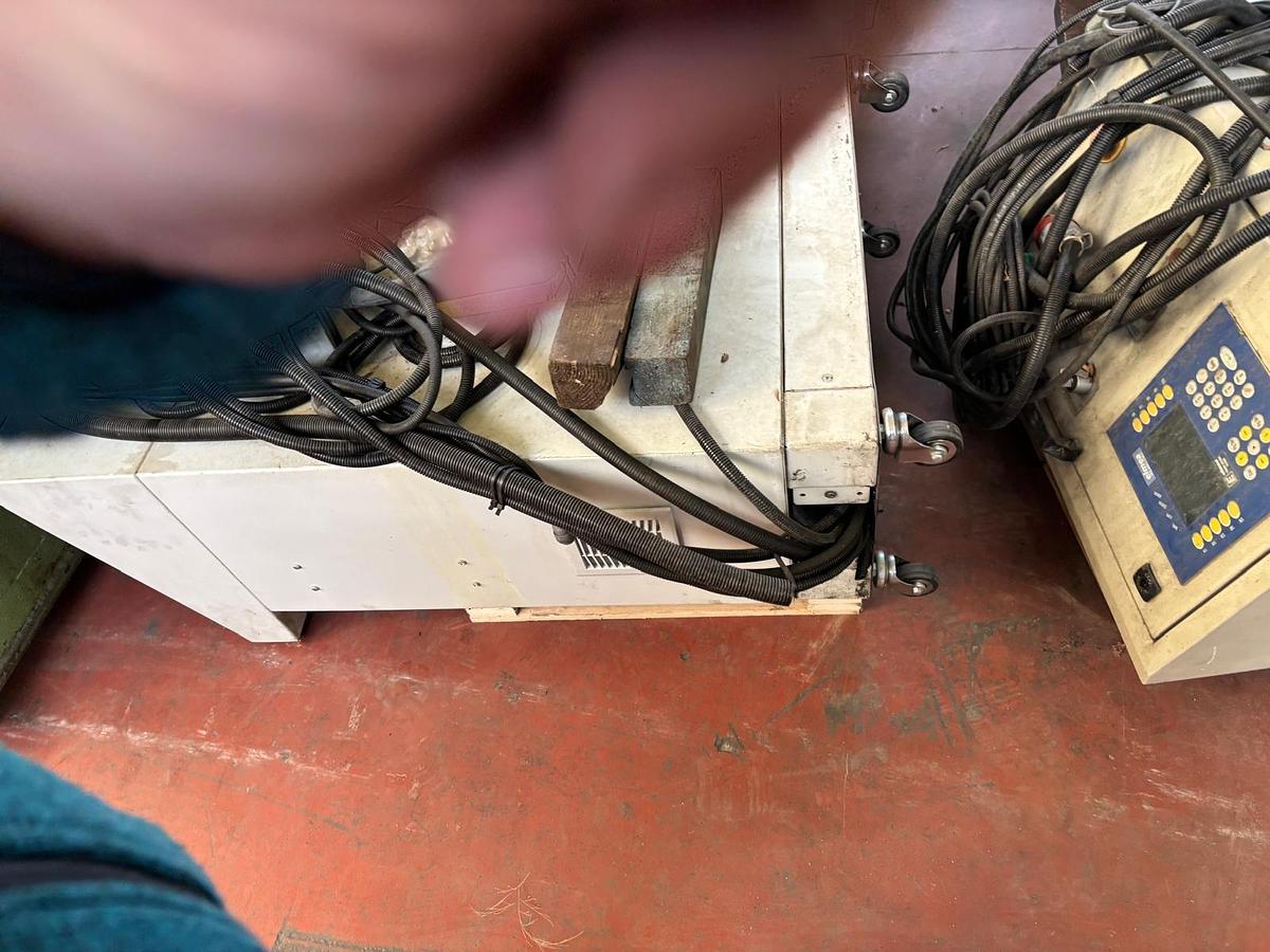 Usato Alimentatore elettronico Elmea