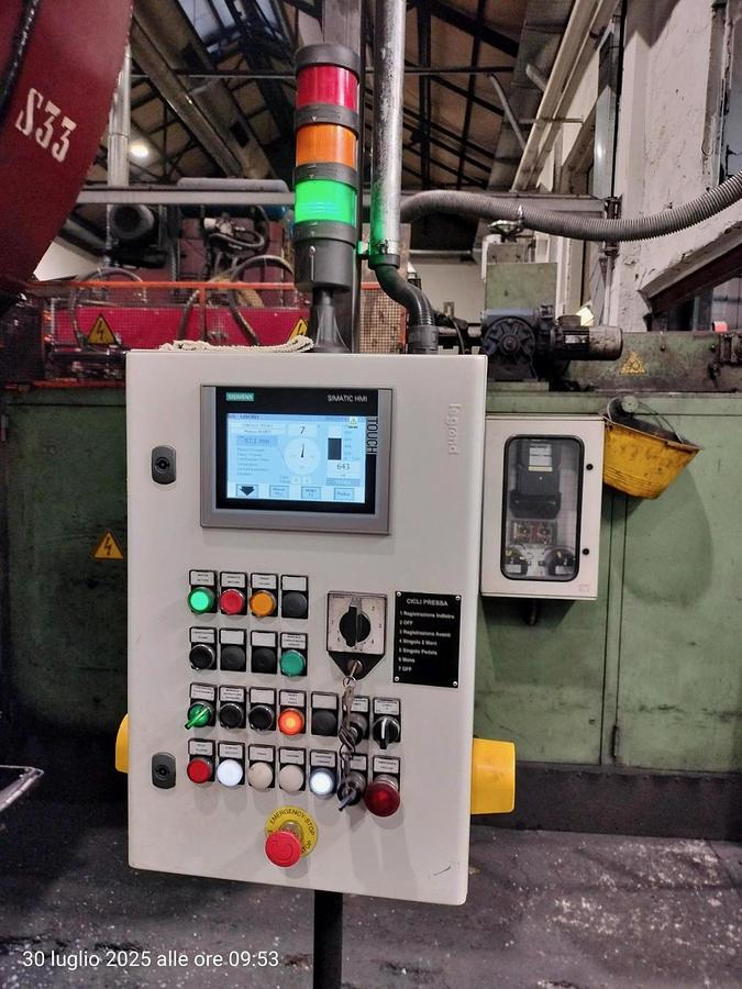 Usato EUMUCO FORGING PRESS 1000 ton