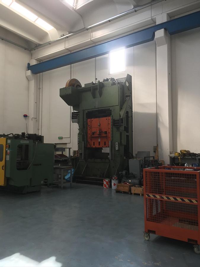 Usato COLOMBO AGOSTINO 700 ton