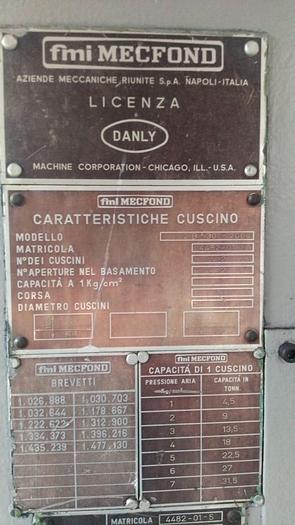 Ricondizionato MECFOND 300 ton
