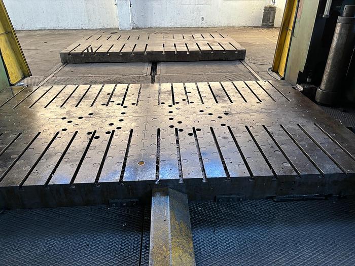 Used GIGANT 1500 Ton