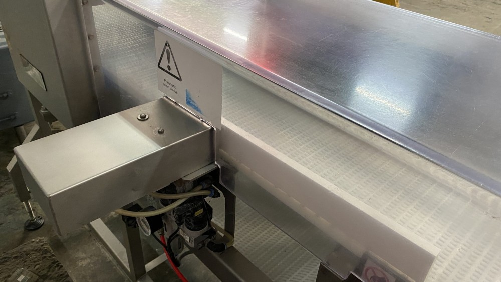 Used Loma IQ3 metaldetector