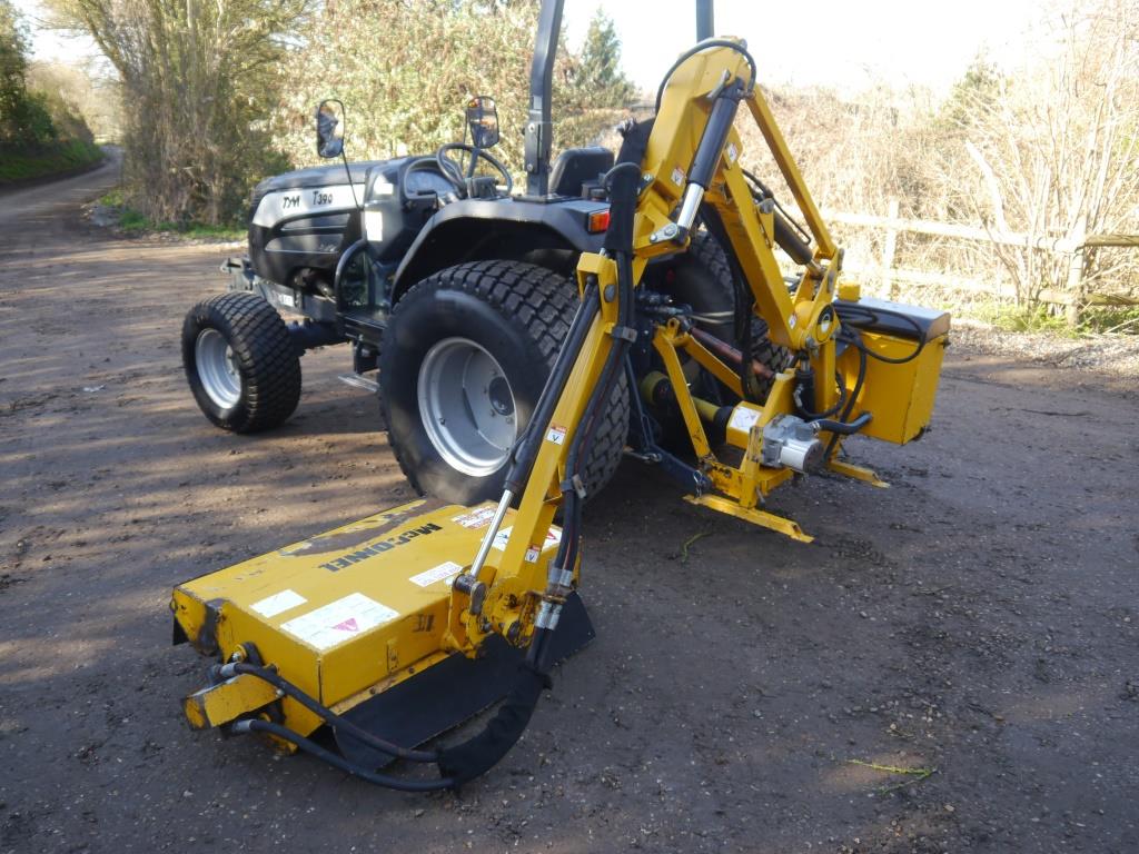Used McConnel PA32 Hedge Cutter