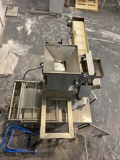 Used Mondial Pack  MV007 vertical form, fill and seal bagging machine