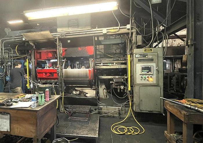 Used 1991 HUNTER HMP 32C AUTOMATIC MOLDING MACHINE