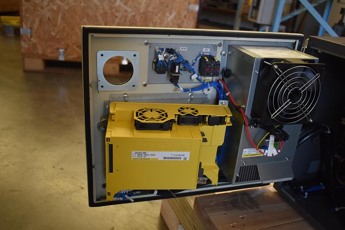 Refurbished FANUC LR Mate 200id/7LC Cleanroom/Food Grade Industrial Robot - 2016