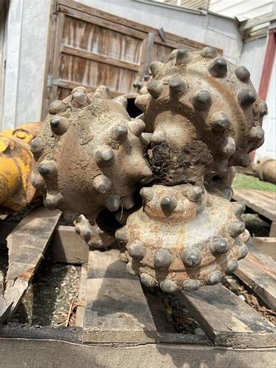 Used 15" Roller 5-Cone Hole Opener 8-3/4" Tricone Bit