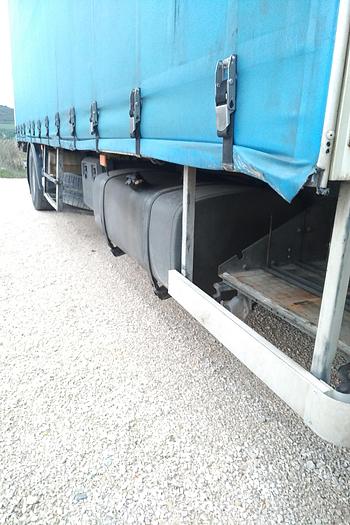 Usado 2001 VOLVO FL 19 250 curtainsider
