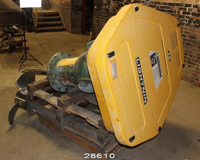 Used Lightnin 35v0 Agitator Sidemount, 33" D #28610