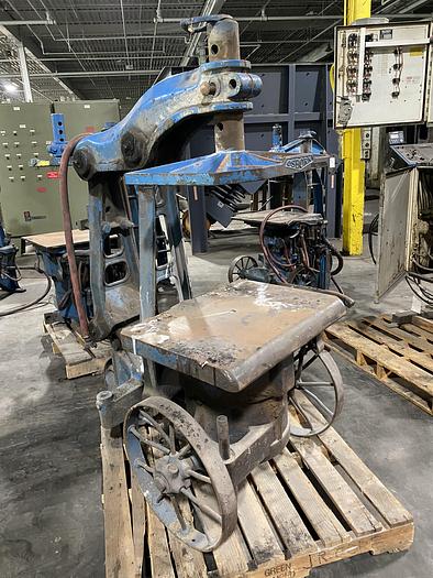 Used OSBORN PNEAMATIC VERTICAL MOLDING PRESS