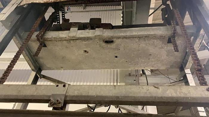 Used LAMB SKIN PULLER