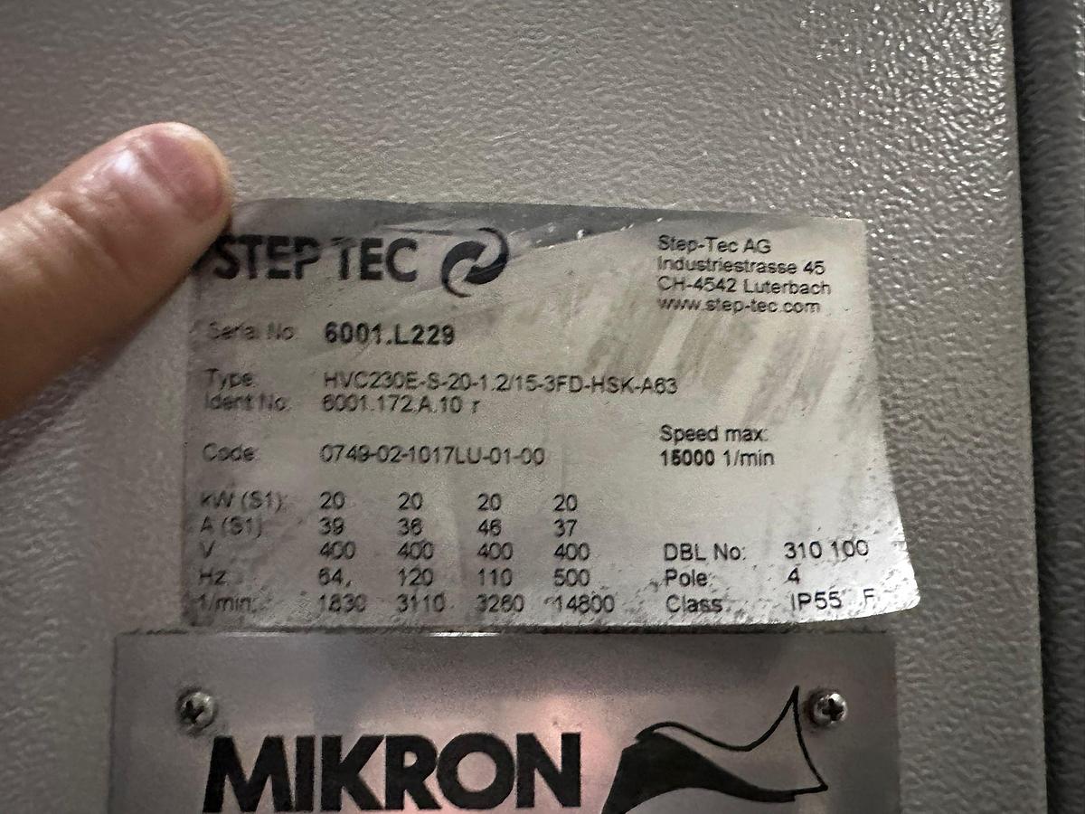 Gebraucht Bearbeitungszentrum Mikron UCP1350