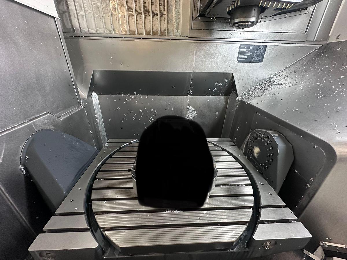 Gebraucht Bearbeitungszentrum DMG MORI DMU85 monoBlock