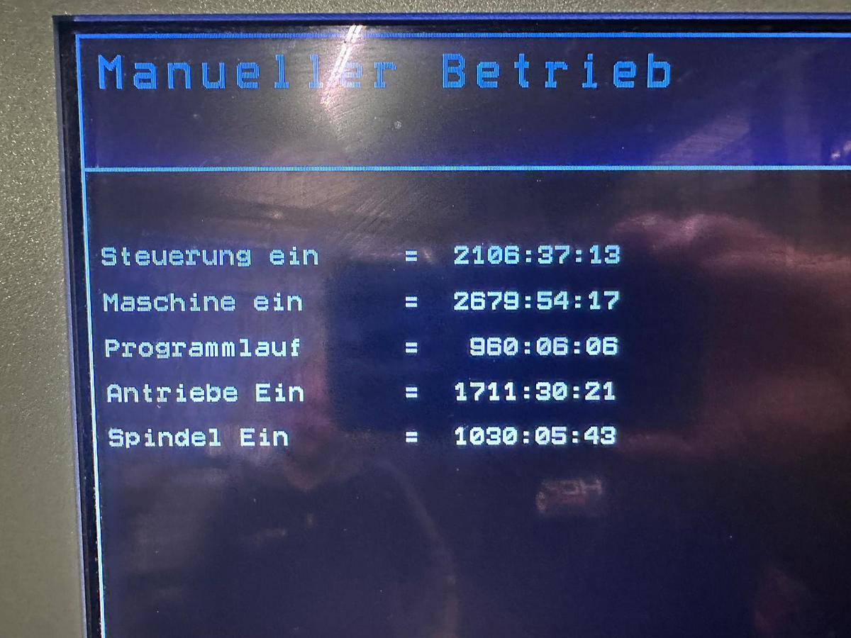 Gebraucht Bearbeitungszentrum Mikron UCP1350