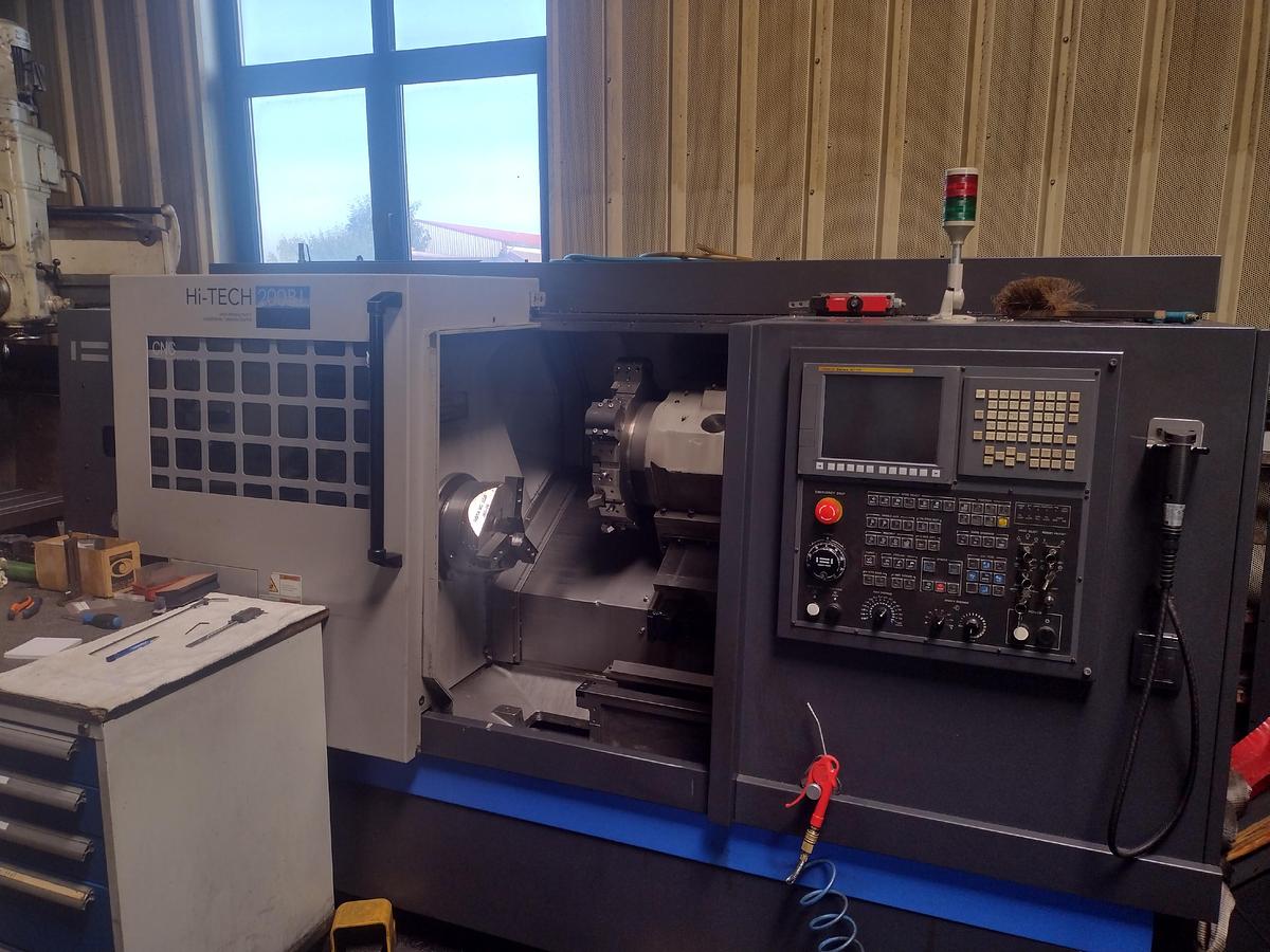 Gebraucht Drehmaschine HWACHEON Hi-Tech 200 Bl