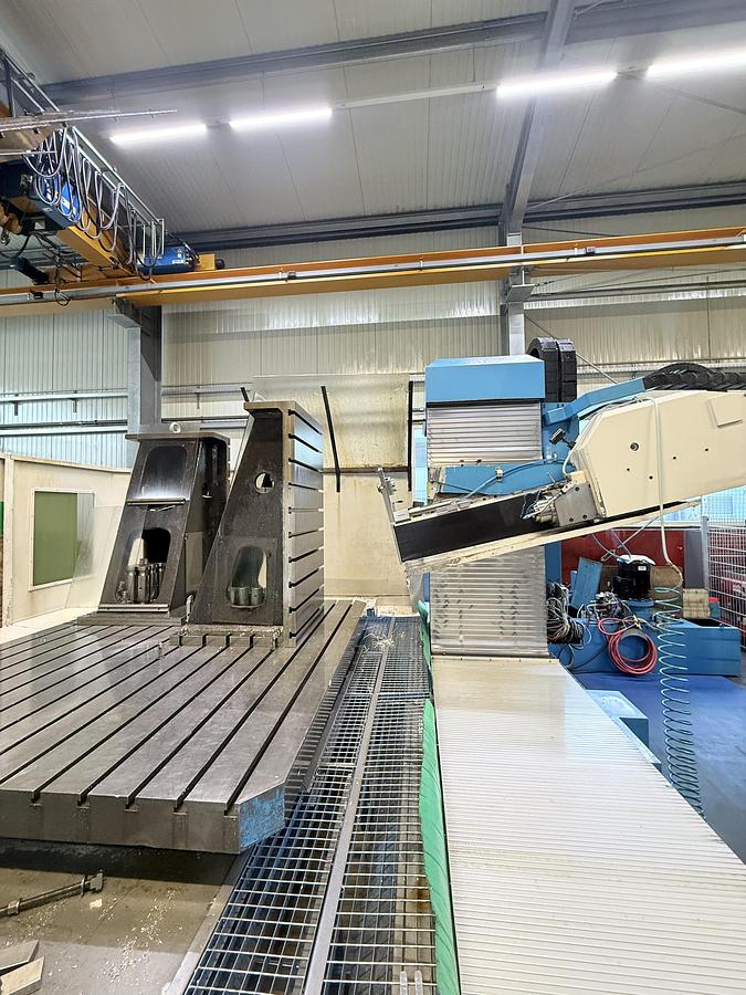 Überholt Tieflochbohrmaschine Bohrwerk BUCK TBFZ3000CNC