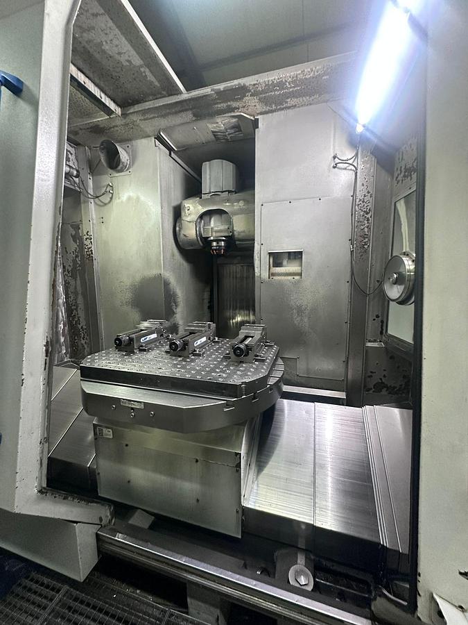 Gebraucht Bearbeitungszentrum Mikron UCP1350
