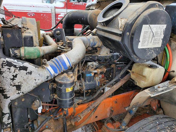 Used 1994 International 8200 SA Truck