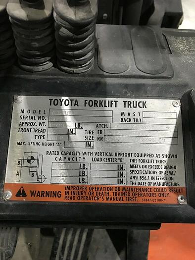 Used 5,000 POUND TOYOTA FORKLIFT MODEL 7FGCU25 1,000 HOURS
